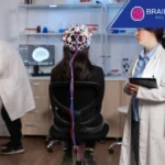 Paciente con equipo médico